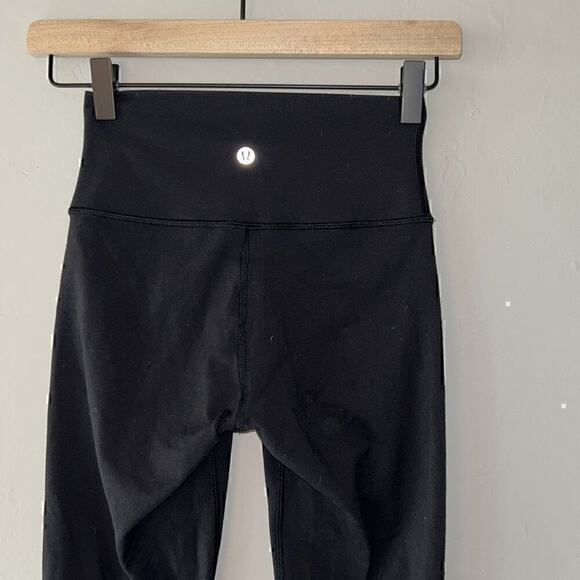Lululemon Wunder Under Crop Black High Rise Leggings Mesh Size 2 - Picture 9 of 11